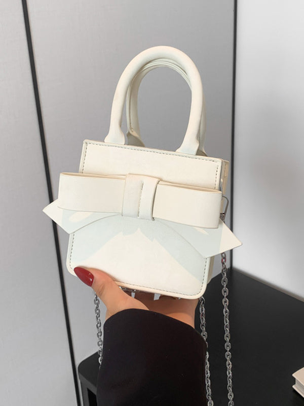 Beautifully Balanced Bag with Timeless Character