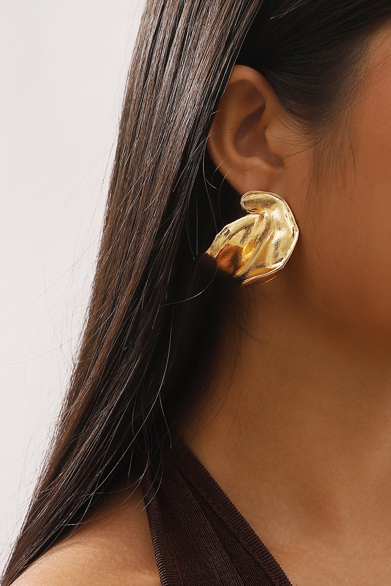 Polished Garment with an Effortless Classic Look