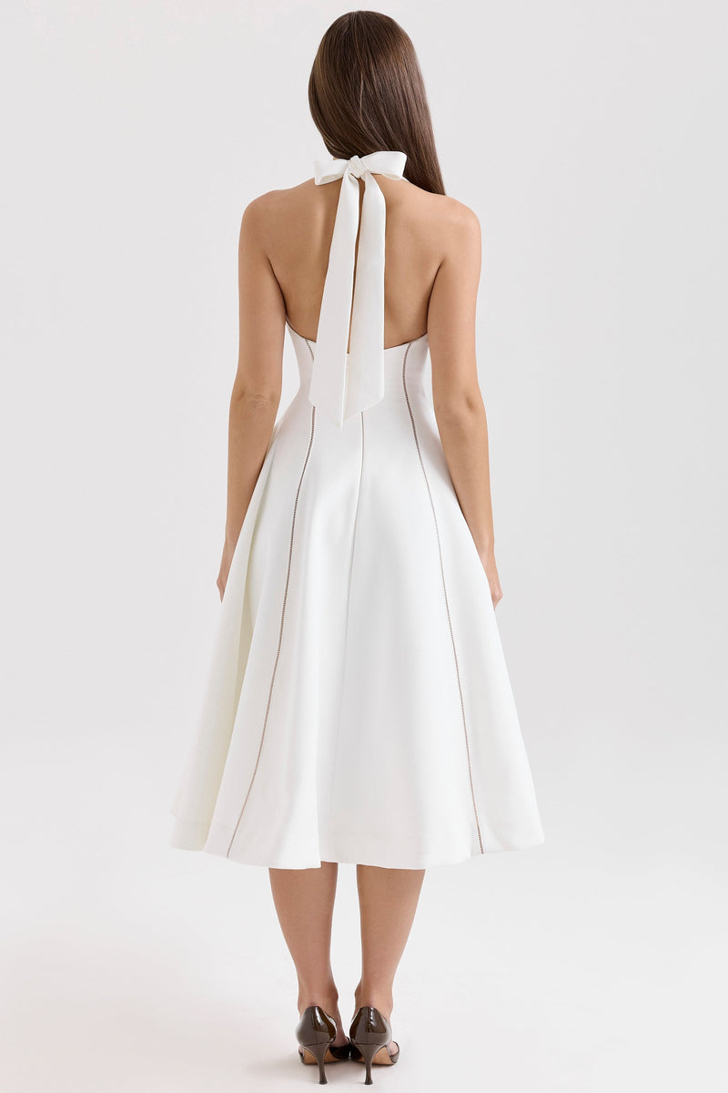 Beautifully Crafted Dress in a Classic Style