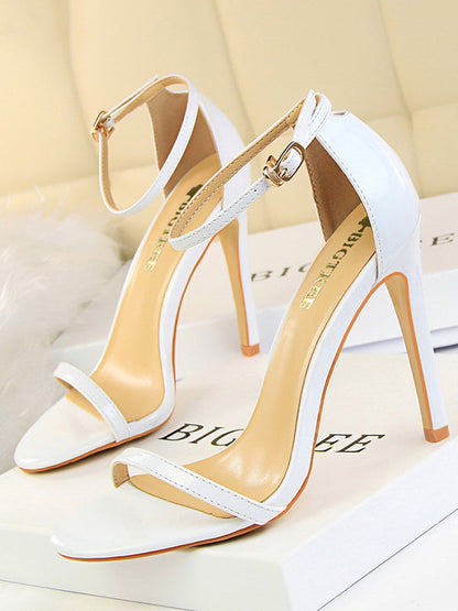 Gracefully Styled Sandals for Any Occasion
