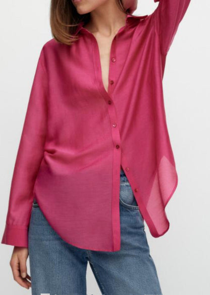 Well Tailored Shirt with a Graceful Silhouette