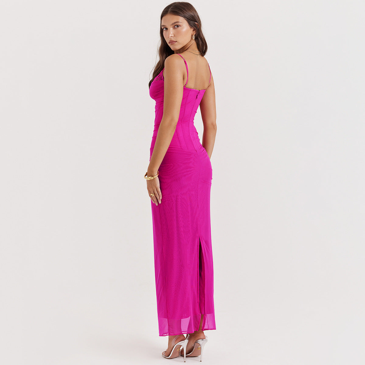 Beautifully Finished Dress in a Timeless Design