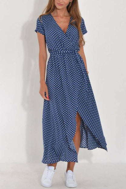 Gracefully Styled Garment for Any Occasion