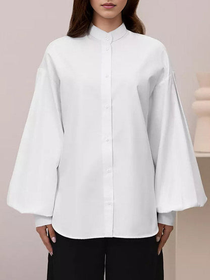Sophisticated Blouse with a Clean Classic Look