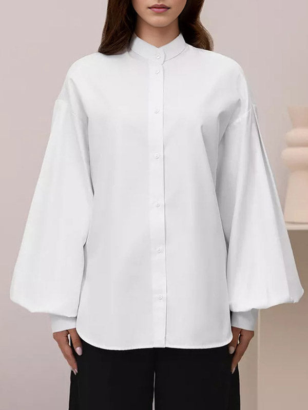 Sophisticated Blouse with a Clean Classic Look