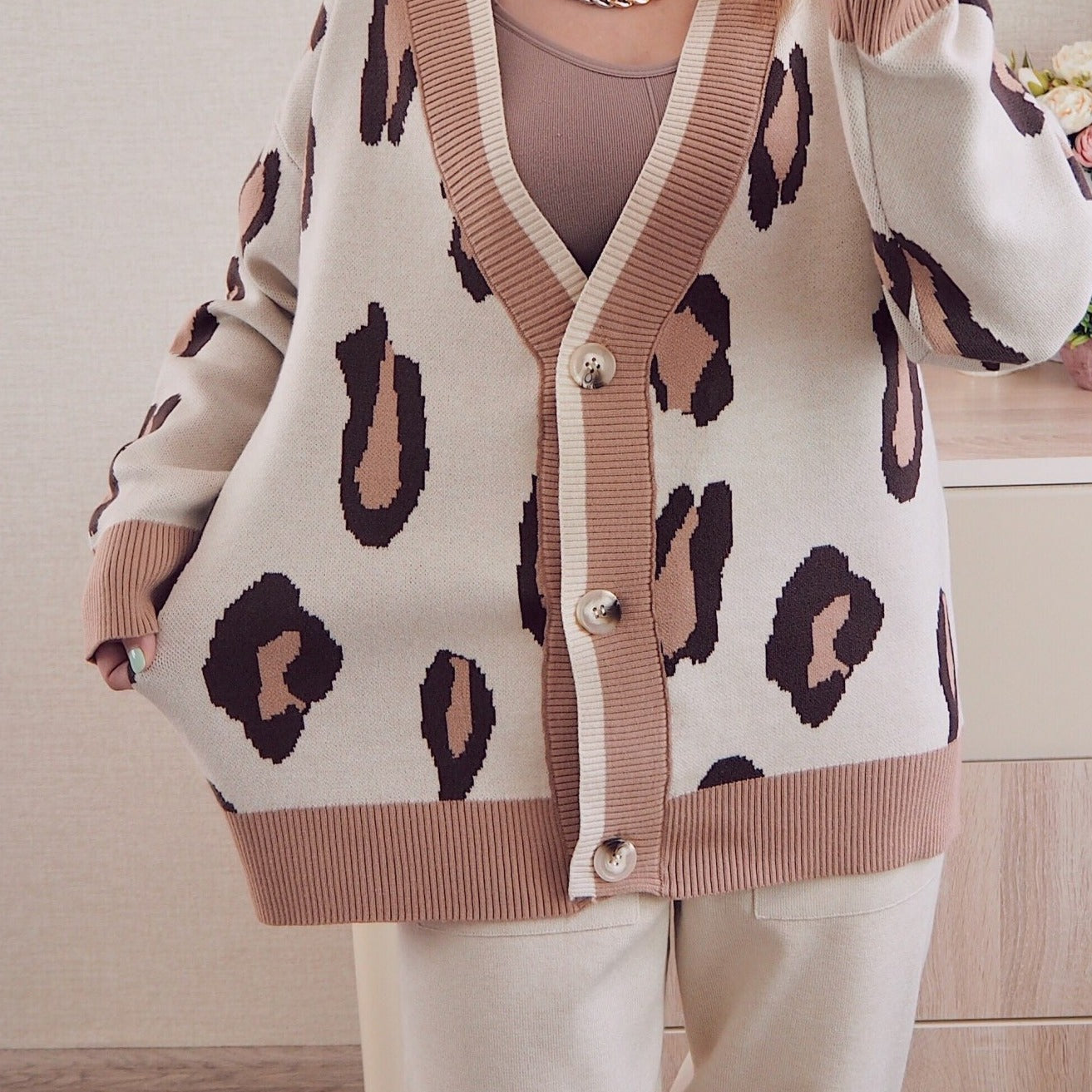 Classic Vintage Cardigan with a Flattering Fit