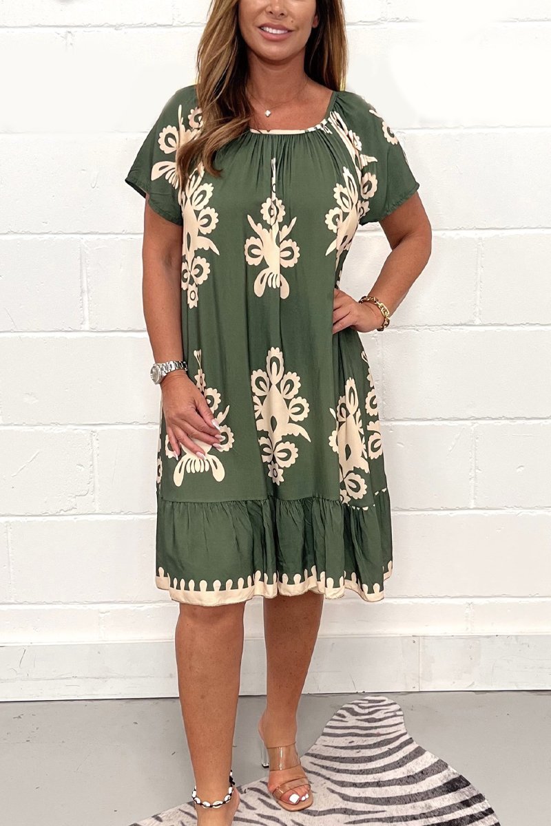 Classic Vintage & Enduringly Stylish Dress