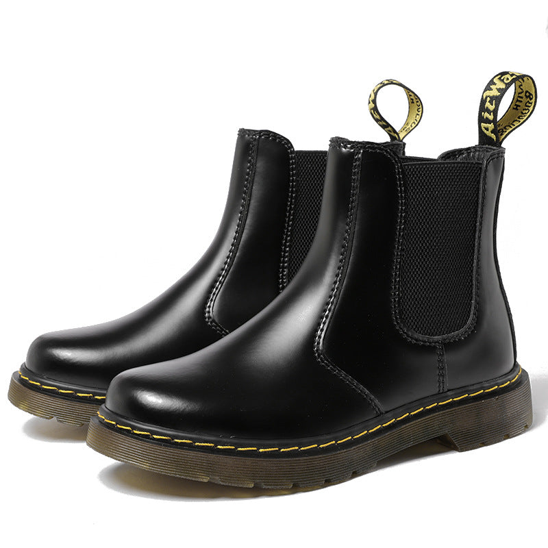 Beautifully Finished Boots in a Timeless Design