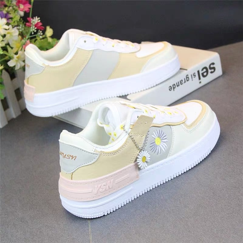 Well Tailored Sneakers with a Graceful Silhouette