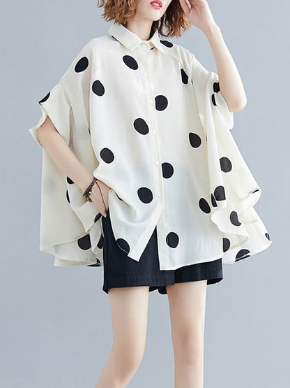 Classic Vintage Blouse with a Flattering Fit
