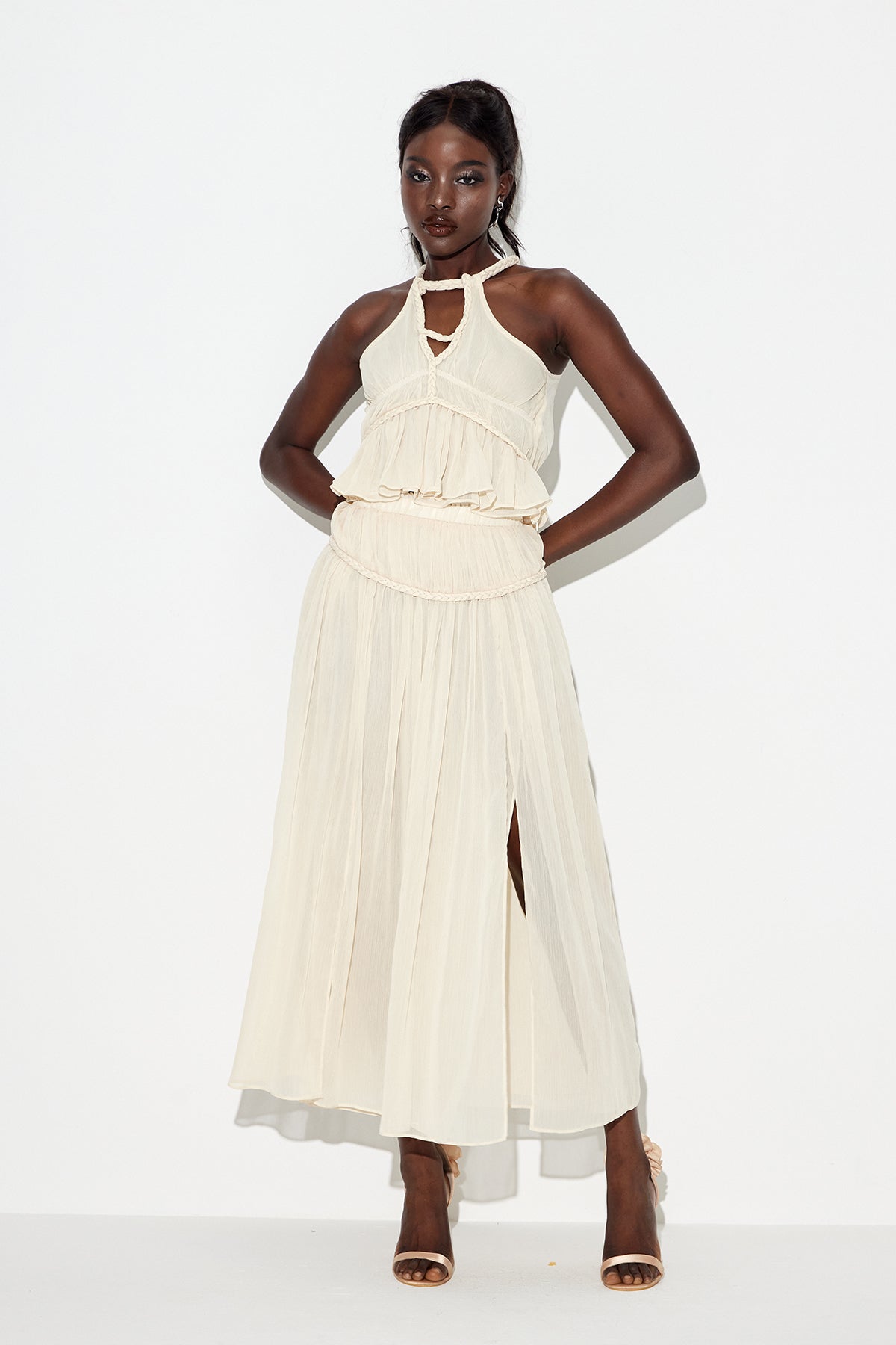 Sophisticated Garment with a Clean Classic Look