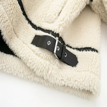Elegantly Styled Coat for Everyday Wear