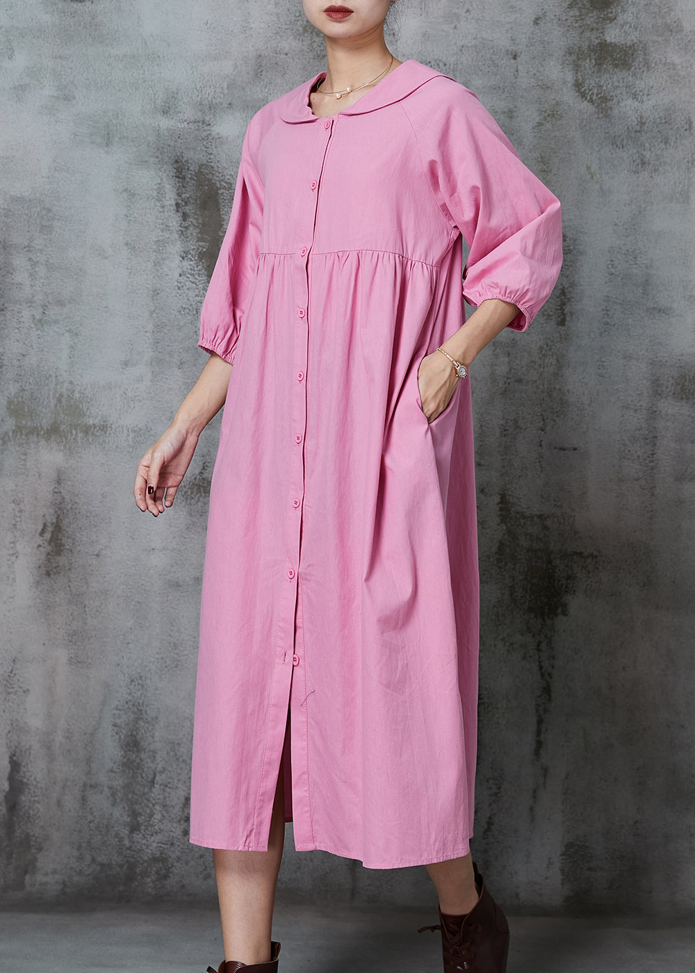 Beautifully Crafted Dress in a Classic Style