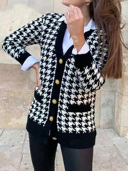 Gracefully Styled Cardigan for Any Occasion