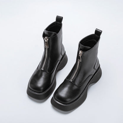 Elegantly Styled Boots for Everyday Wear