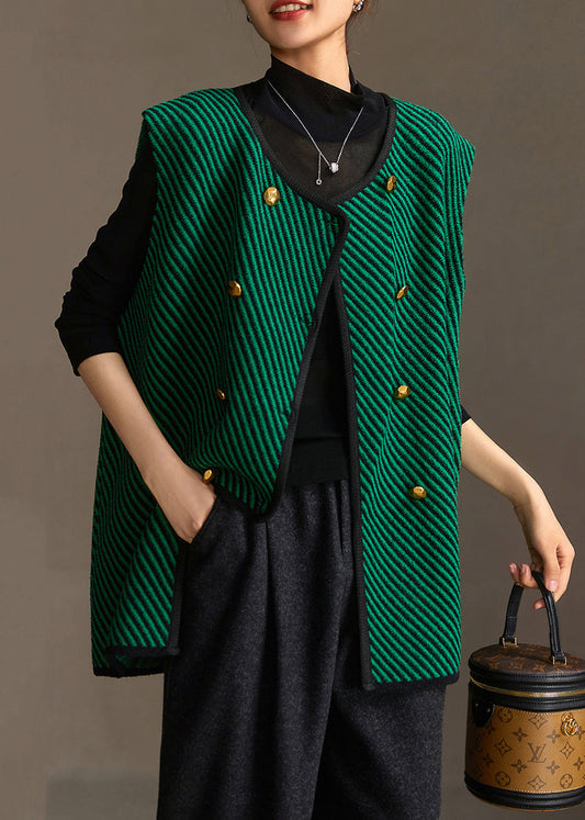 Classic Vintage Coat with a Flattering Fit