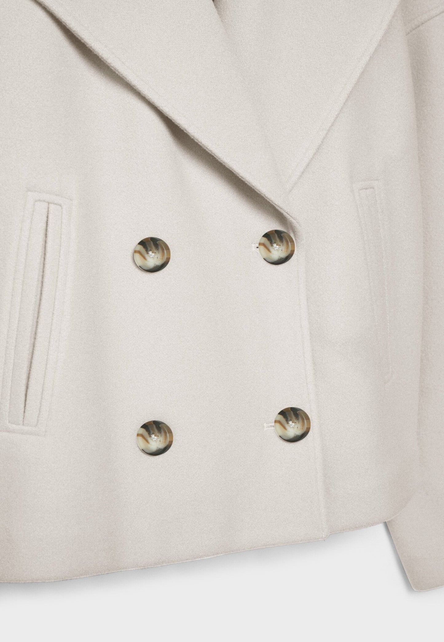 Beautifully Crafted Coat in a Classic Style