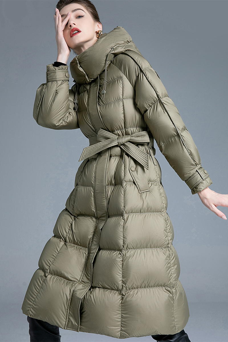 Gracefully Styled Garment for Any Occasion