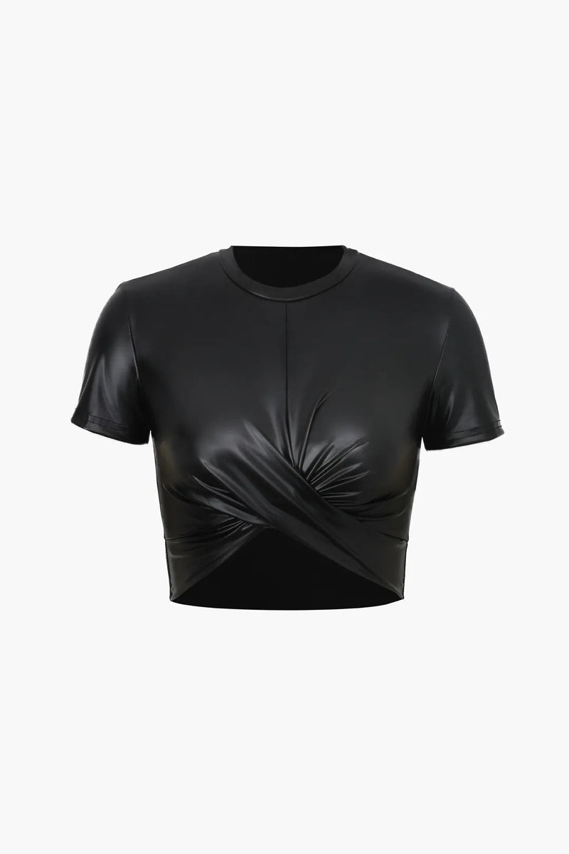 Effortlessly Elegant Top with a Timeless Design