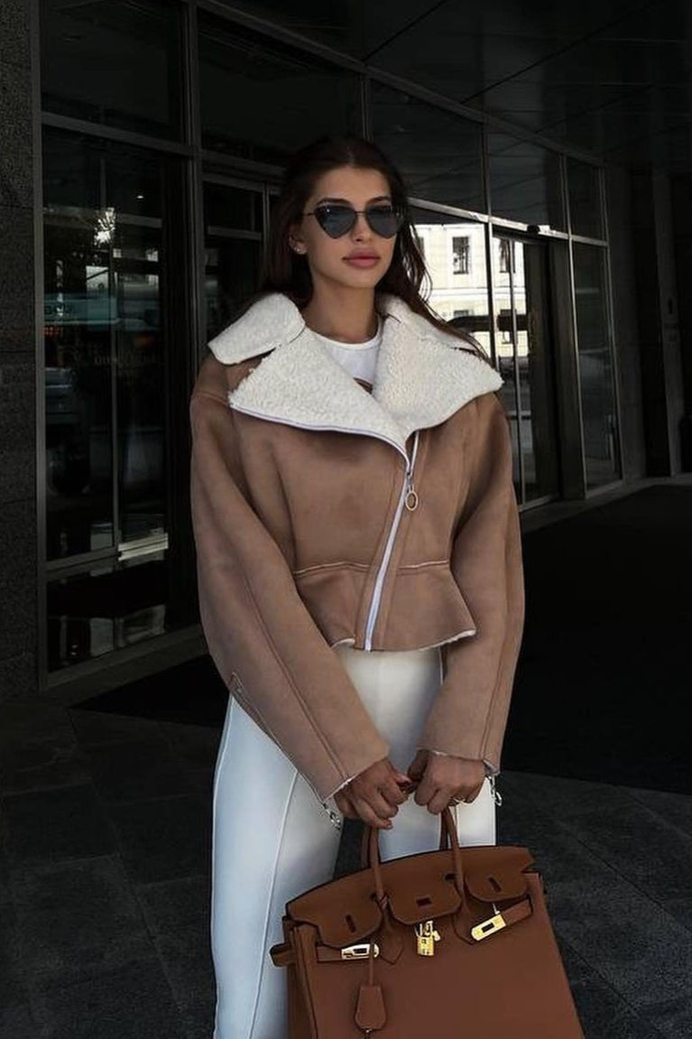 Classic Vintage & Enduringly Stylish Coat
