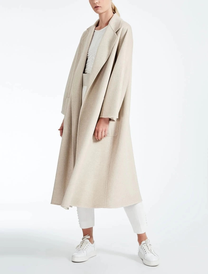 Beautifully Crafted Coat in a Classic Style