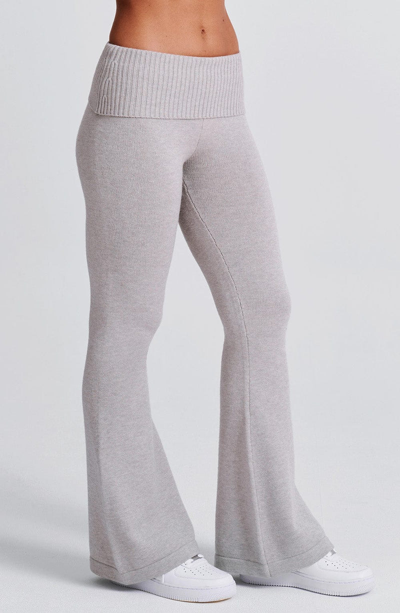 Gracefully Styled Pants for Any Occasion