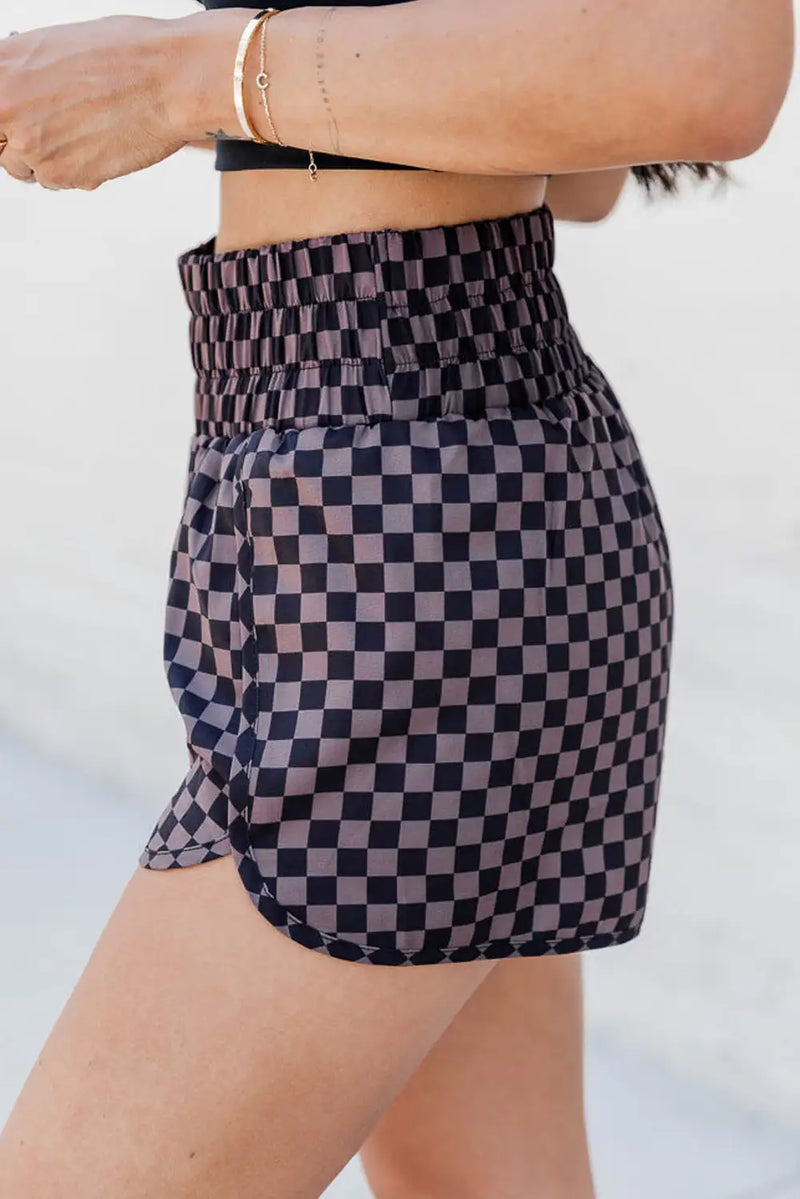 Well Tailored Garment with a Graceful Silhouette