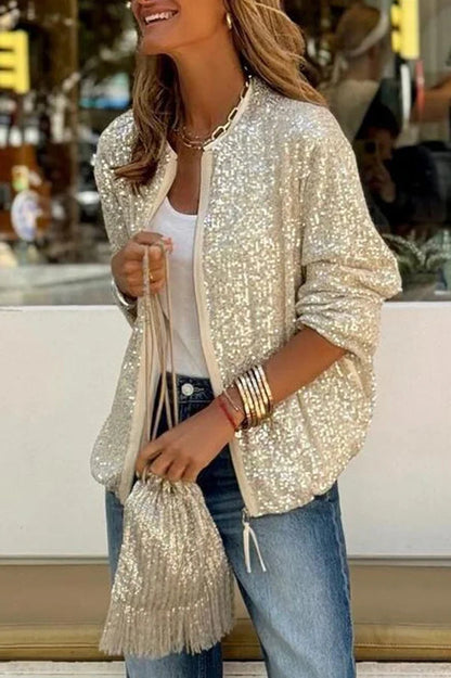Beautifully Finished Coat in a Timeless Design