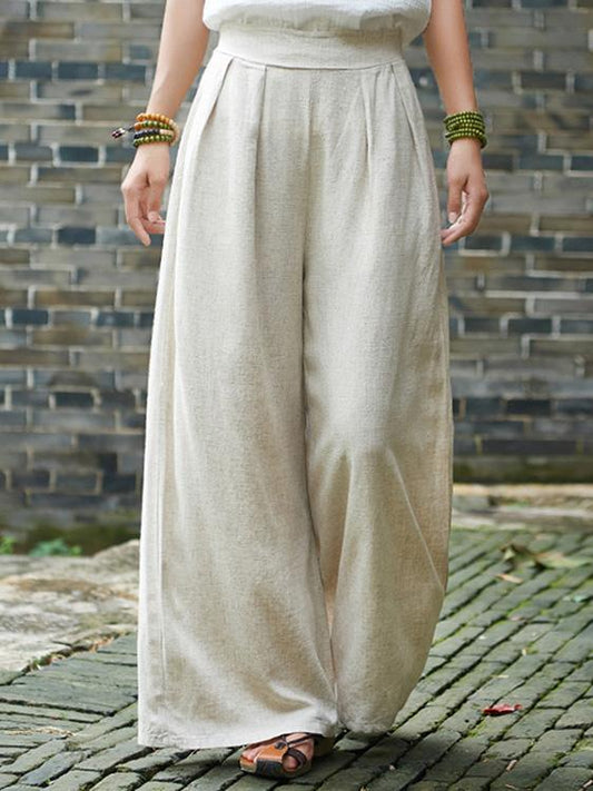 Effortlessly Elegant Pants with a Timeless Design