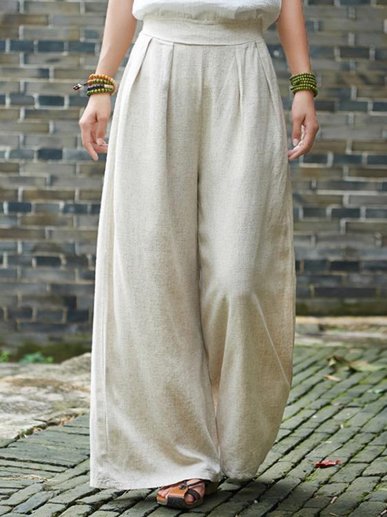 Classic Vintage Pants with a Flattering Fit