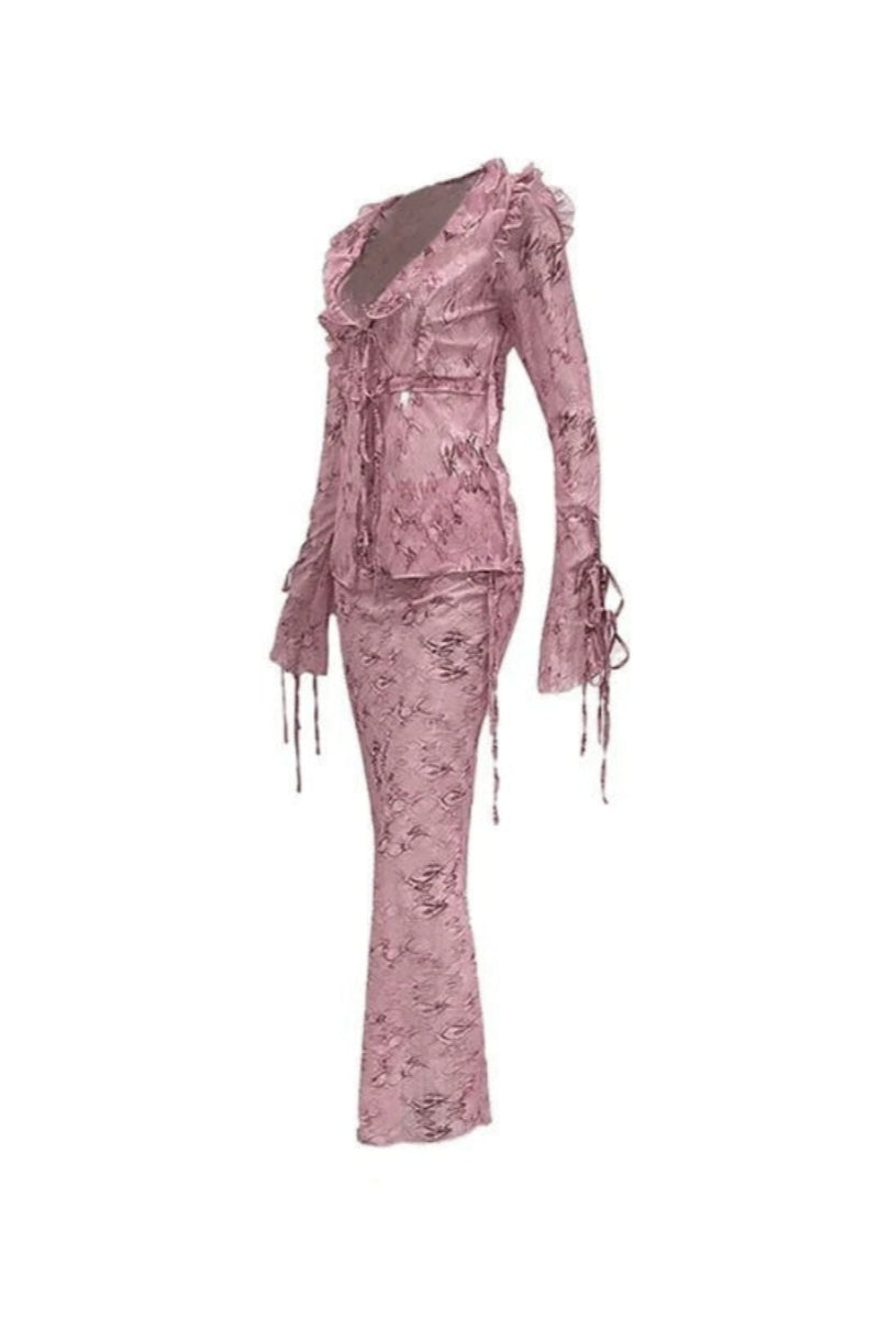 Effortlessly Elegant Blouse with a Timeless Design