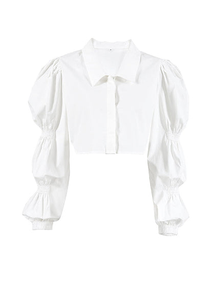 Effortlessly Elegant Blouse with a Timeless Design