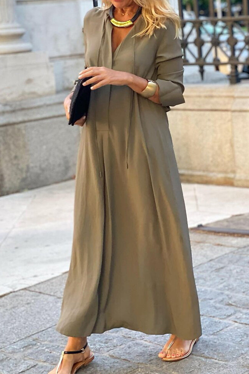Well Tailored Dress with a Graceful Silhouette