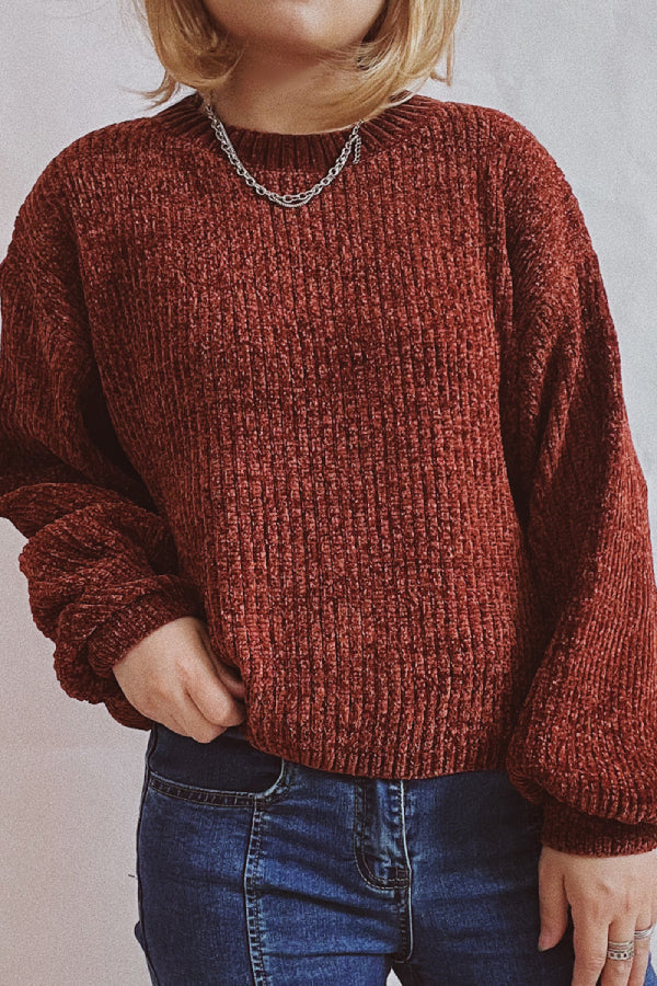 Effortlessly Elegant Sweater with a Timeless Design