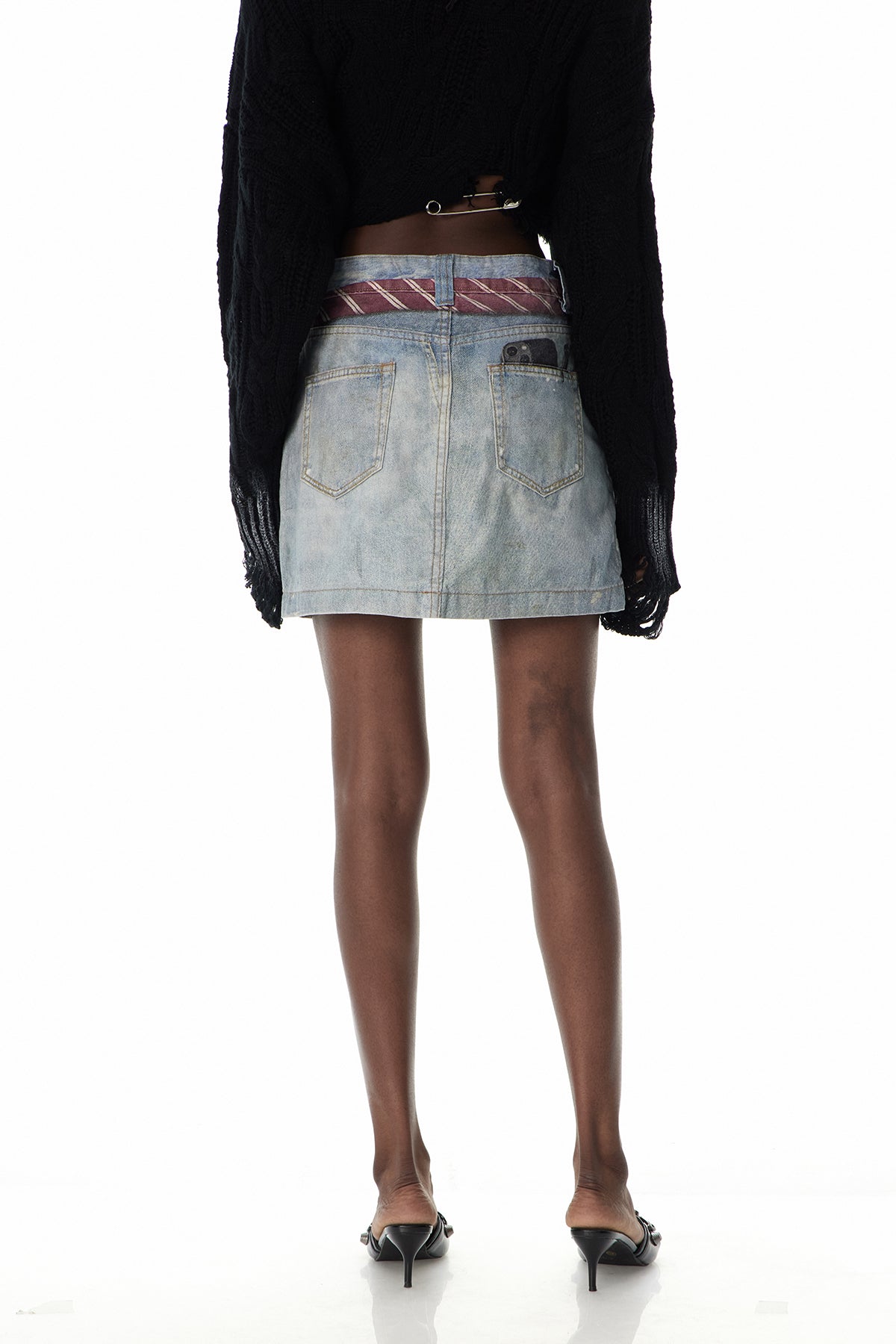 Gracefully Styled Garment for Any Occasion