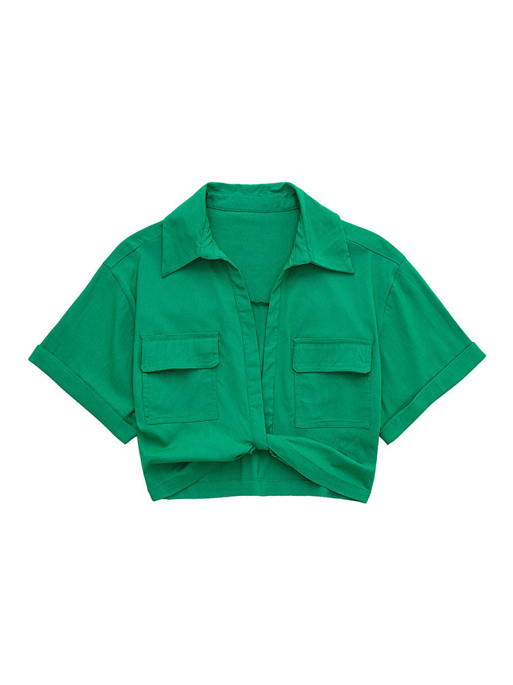Sophisticated Blouse with a Clean Classic Look