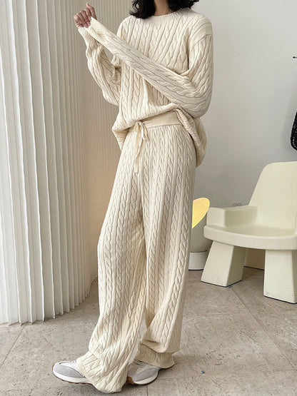 A Vintage Style Pants with Delicate Timeless Details