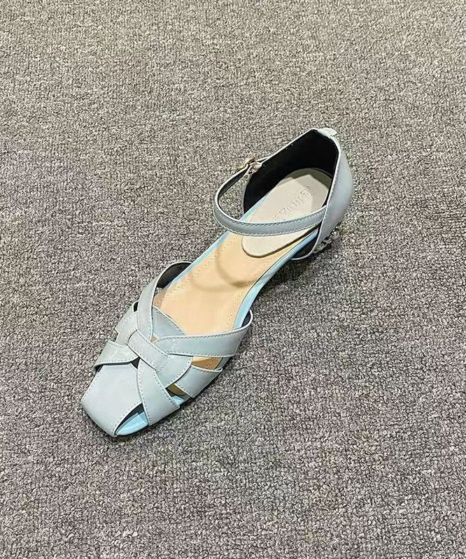 Polished Sandals with an Effortless Classic Look