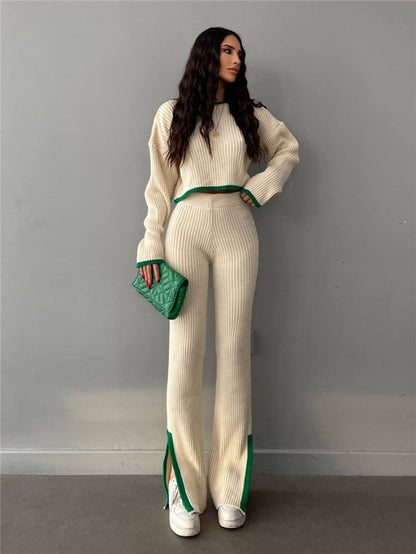 Well Tailored Sweater with a Graceful Silhouette