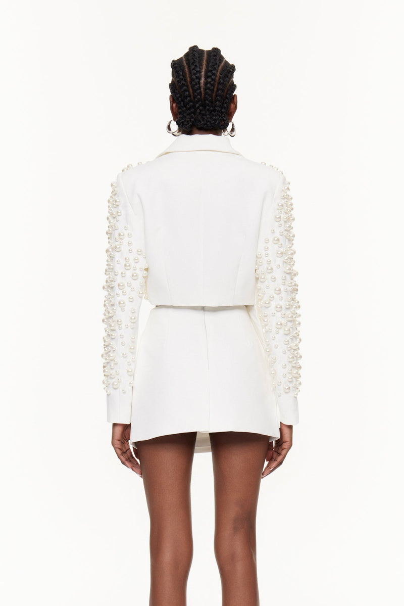 Beautifully Finished Garment in a Timeless Design