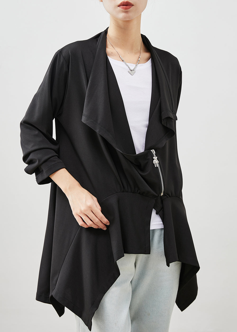 Gracefully Styled Cardigan for Any Occasion