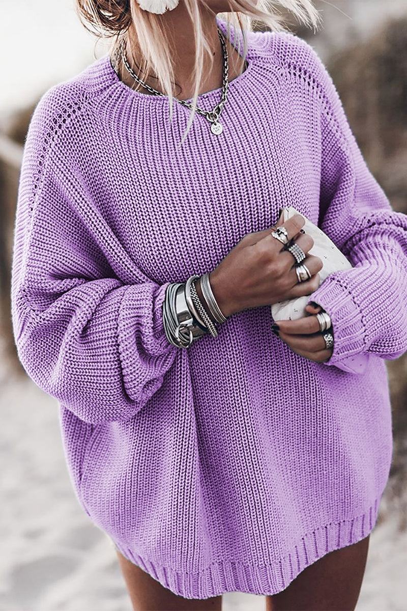 Well Tailored Sweater with a Graceful Silhouette