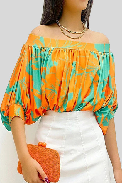 Well Tailored T-Shirt with a Graceful Silhouette