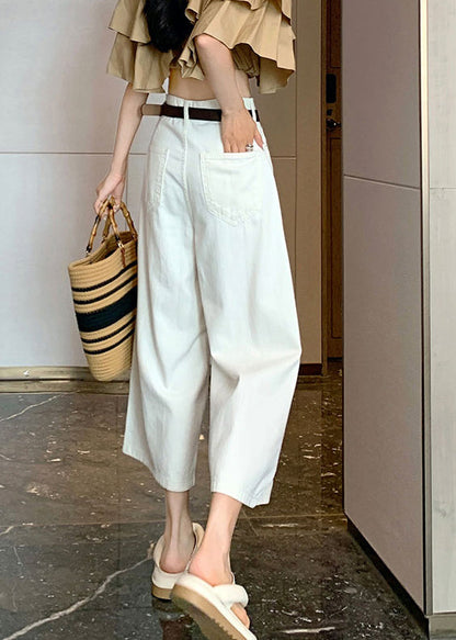 Classic Vintage Pants with a Flattering Fit