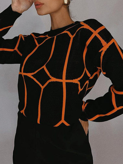 Well Tailored Sweater with a Graceful Silhouette