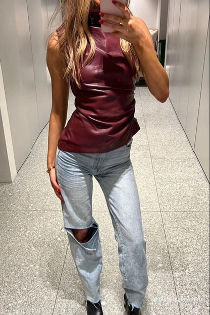Classic Vintage Top with a Flattering Fit
