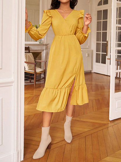 Sophisticated Dress with a Clean Classic Look
