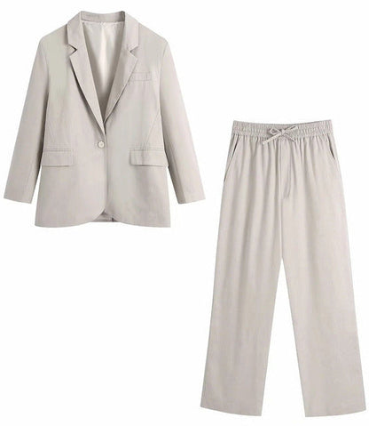 A Vintage Style Pants with Delicate Timeless Details