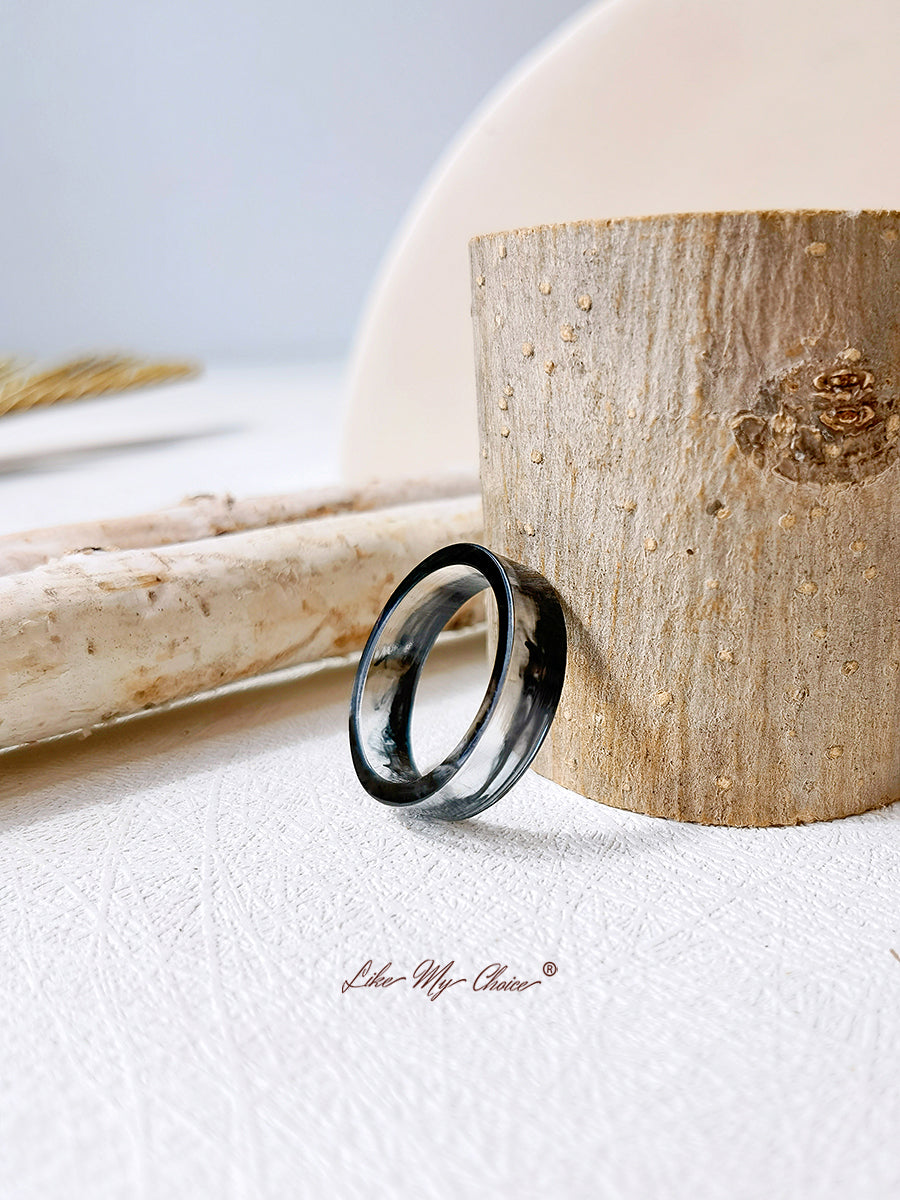 Effortlessly Elegant Garment with a Timeless Design