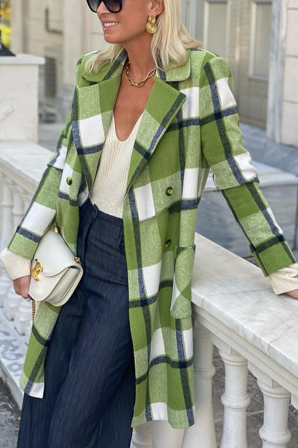 Sophisticated Coat with a Clean Classic Look